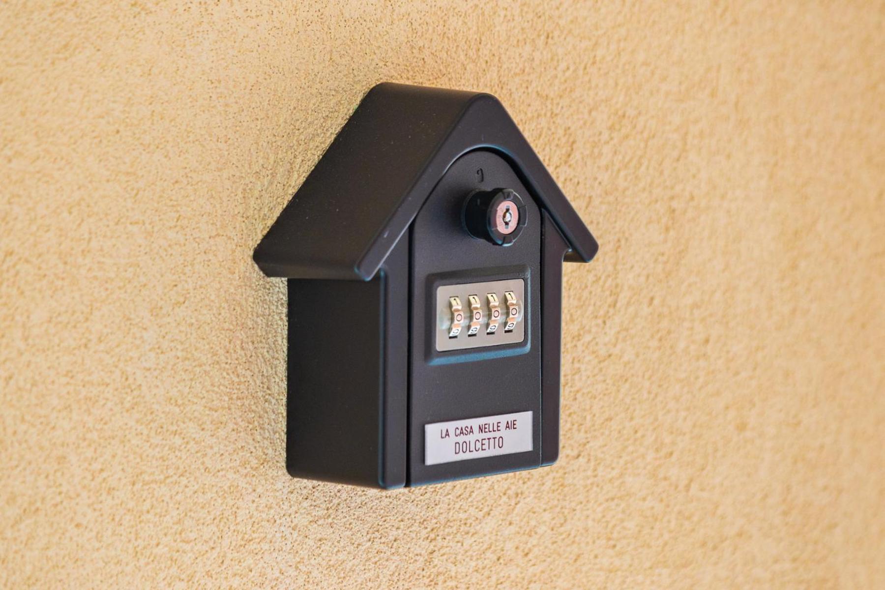 La Casa Nelle Aie - Appartamento Dolcetto - Free Wifi & Ac La Morra Exteriör bild
